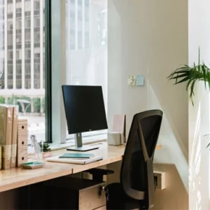 Full Service Dedicated Desk